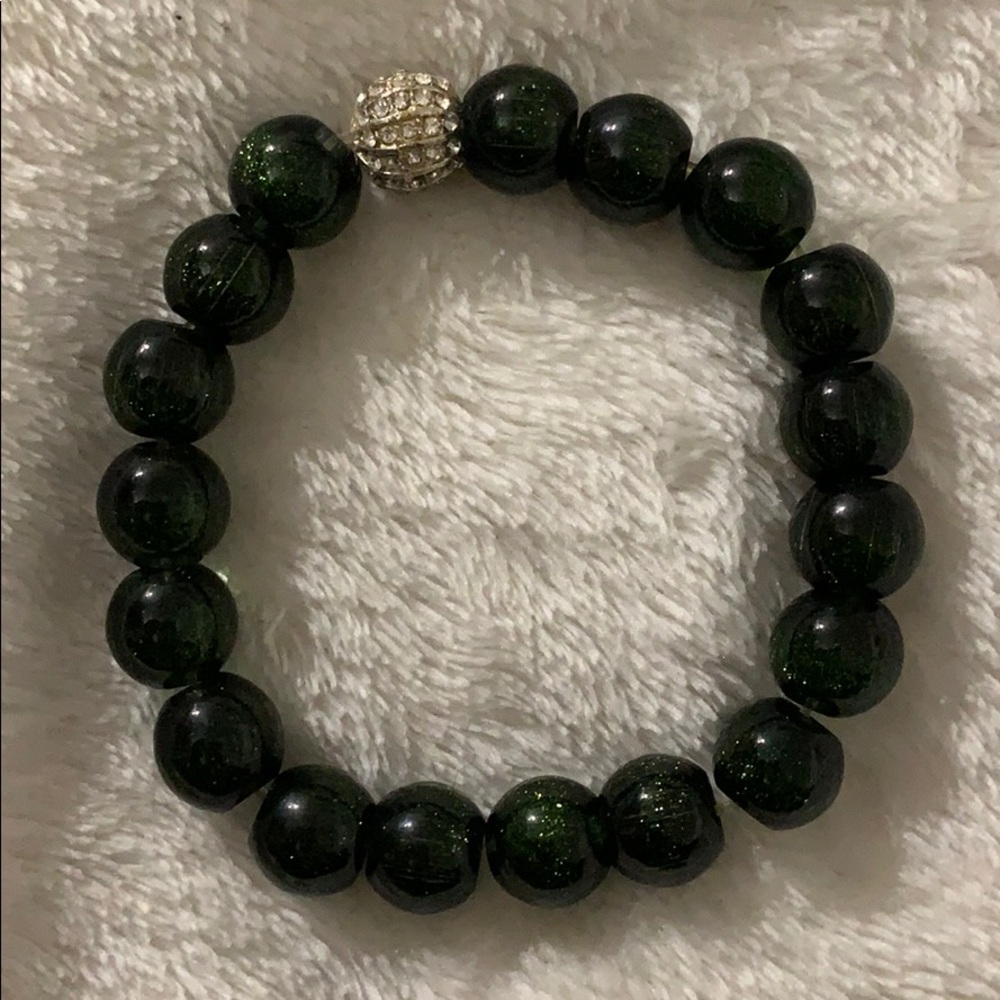Bracelets - Picture 2 of 4